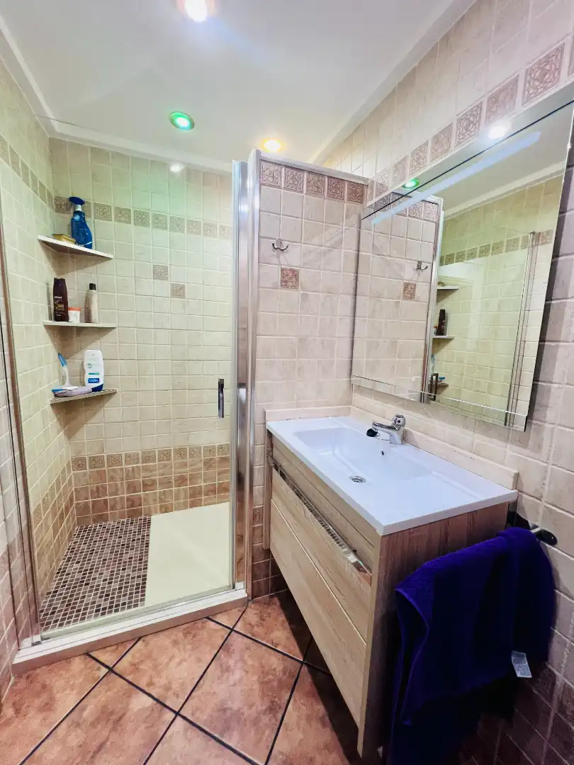 Baño de Piso en venta en Petrer con Calefacción y Balcón