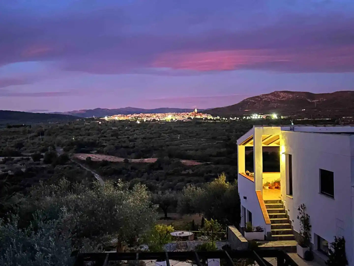 Vista exterior de Finca rústica en venda en Traiguera amb Jardí privat, Piscina i Moblat