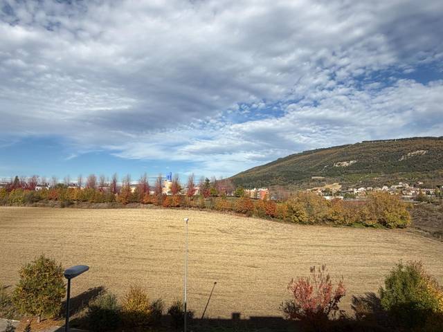 Piso en Venta en Calle Francisco Javier Saez de Oiza en Buztintxuri