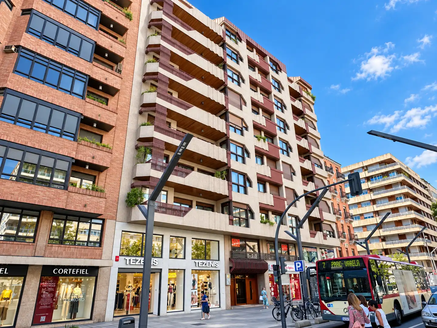 Flat with terrace for sale in Gran Vía Juan Carlos I