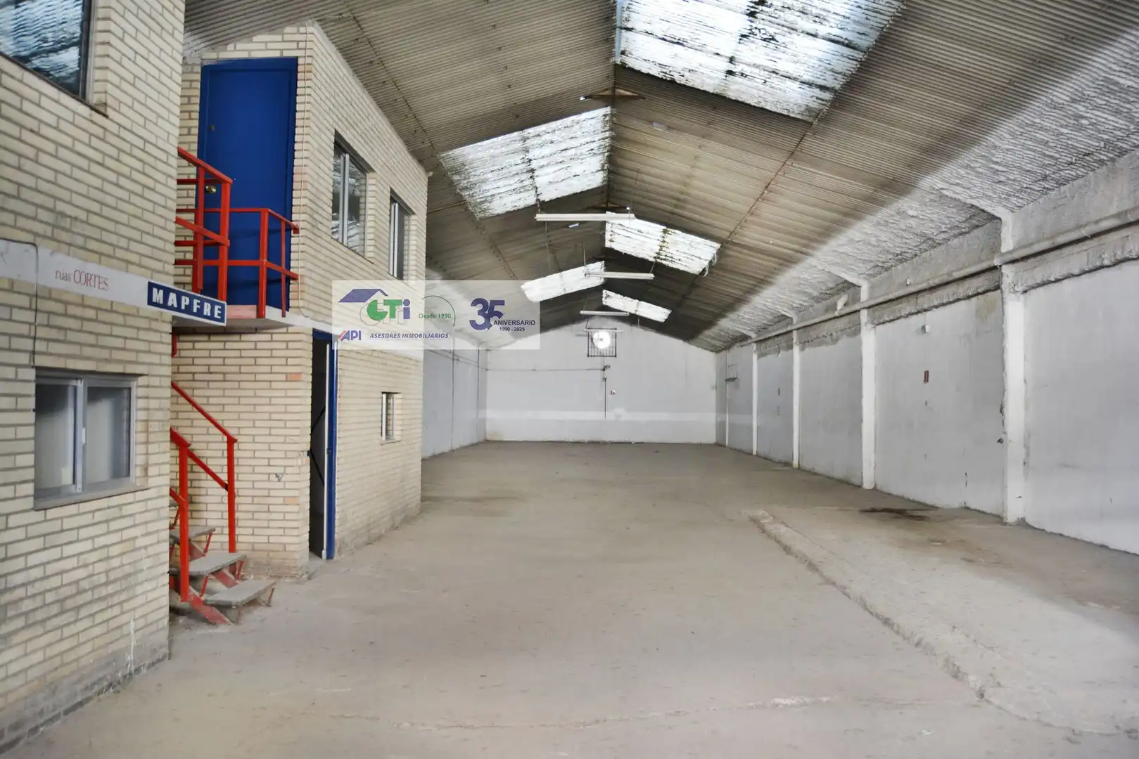 Industrial buildings for sale in Zaragoza