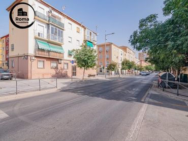 Pis amb balcó en venda a Zaidín