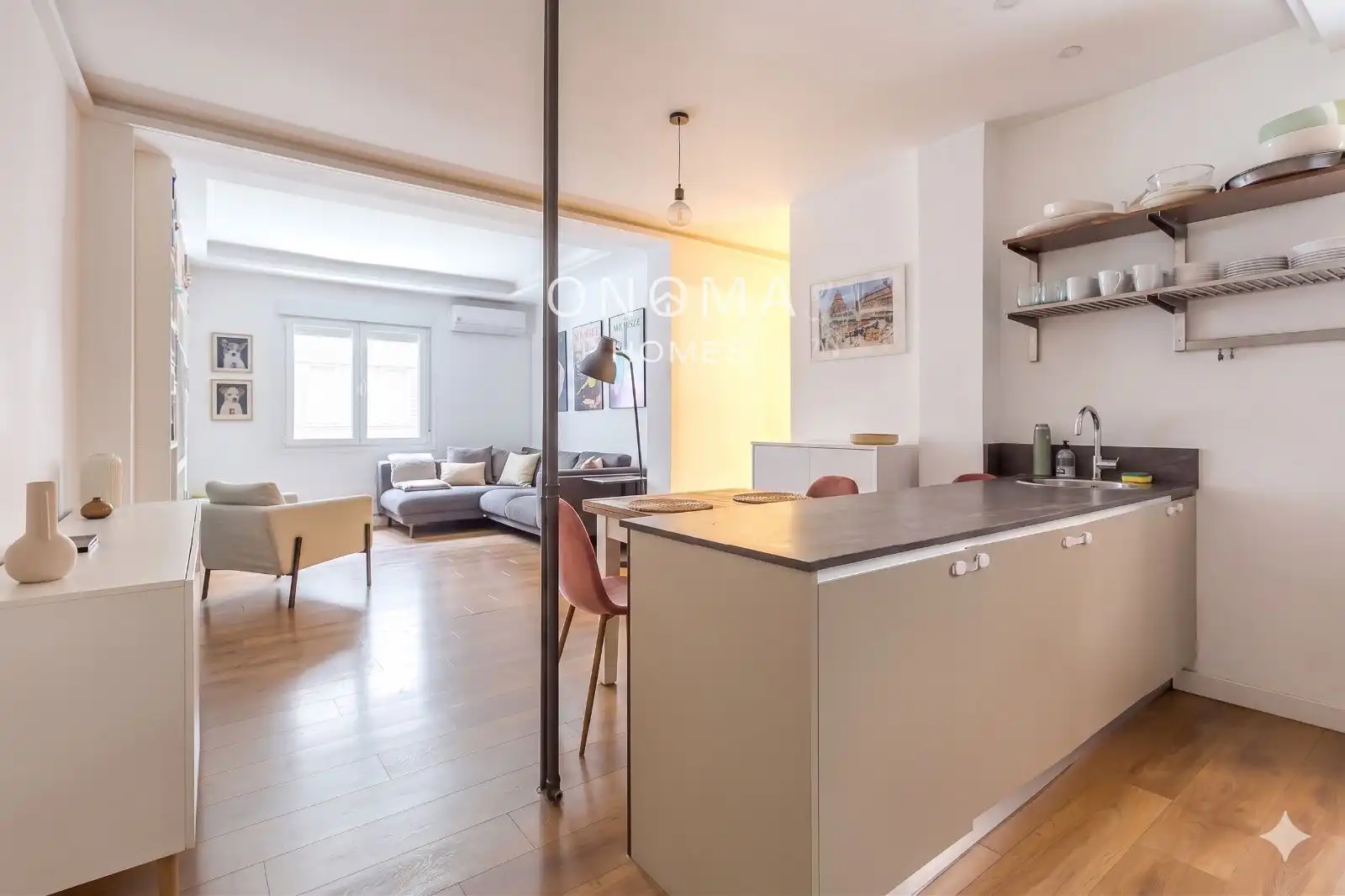 Vista exterior de Piso en venta en Madrid con Aire acondicionado, Calefacción y Parquet