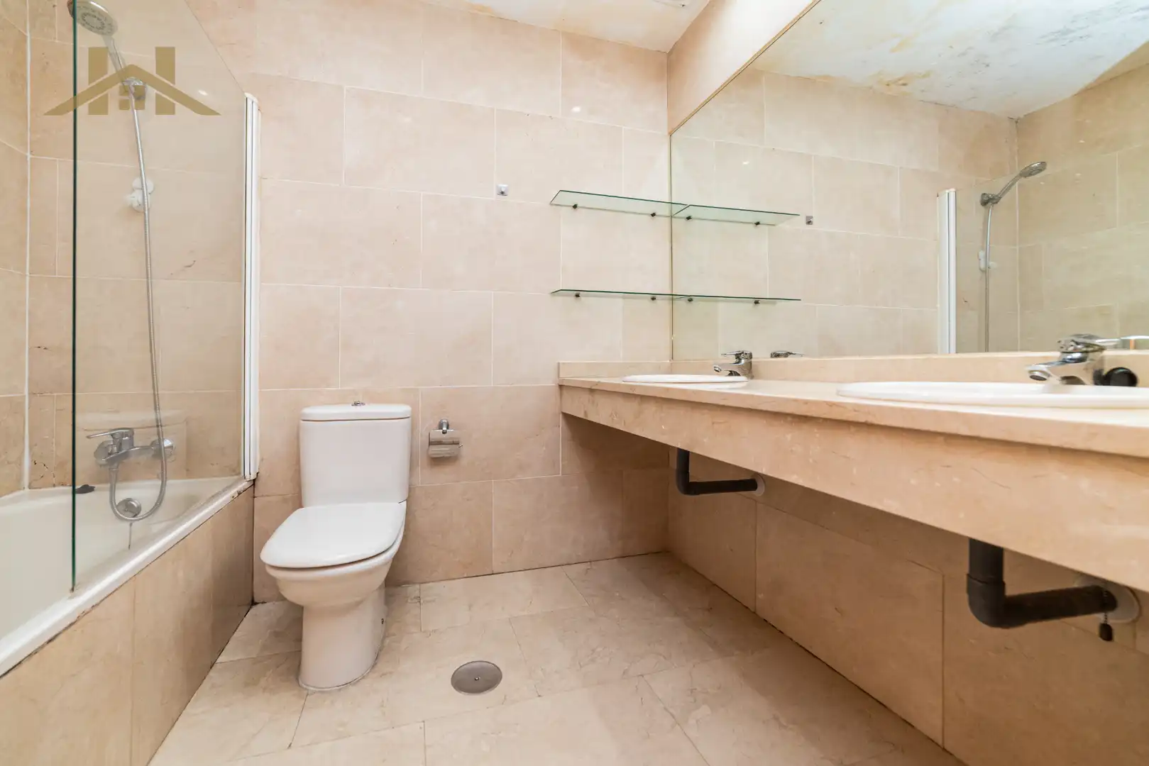 Badezimmer von Wohnung zum Verkauf in Brunete mit Heizung, Abstellraum und Balkon