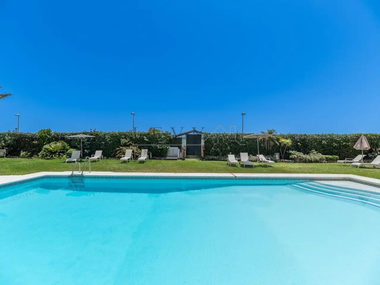 Wohnung mit Pool zum Verkauf in Nueva Andalucía, imagen 3