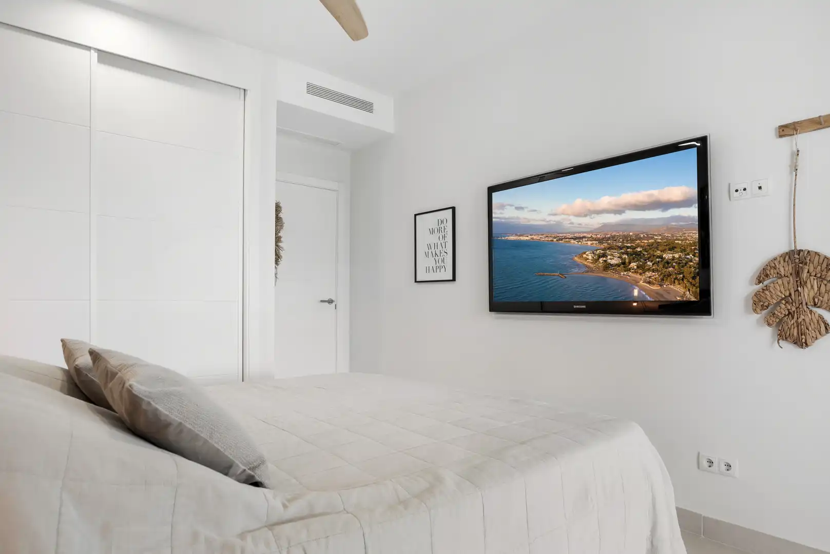 Apartment with pool for sale in Playa Bahía Dorada, imagen 22