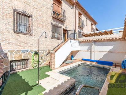 Swimming pool of House or chalet for sale in Illescas  with Air Conditioner, Heating and Storage room