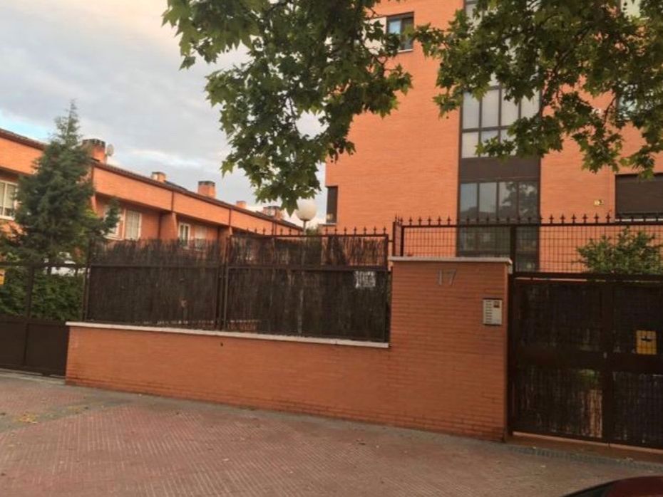 Vista exterior de Garatge de lloguer en Alcalá de Henares