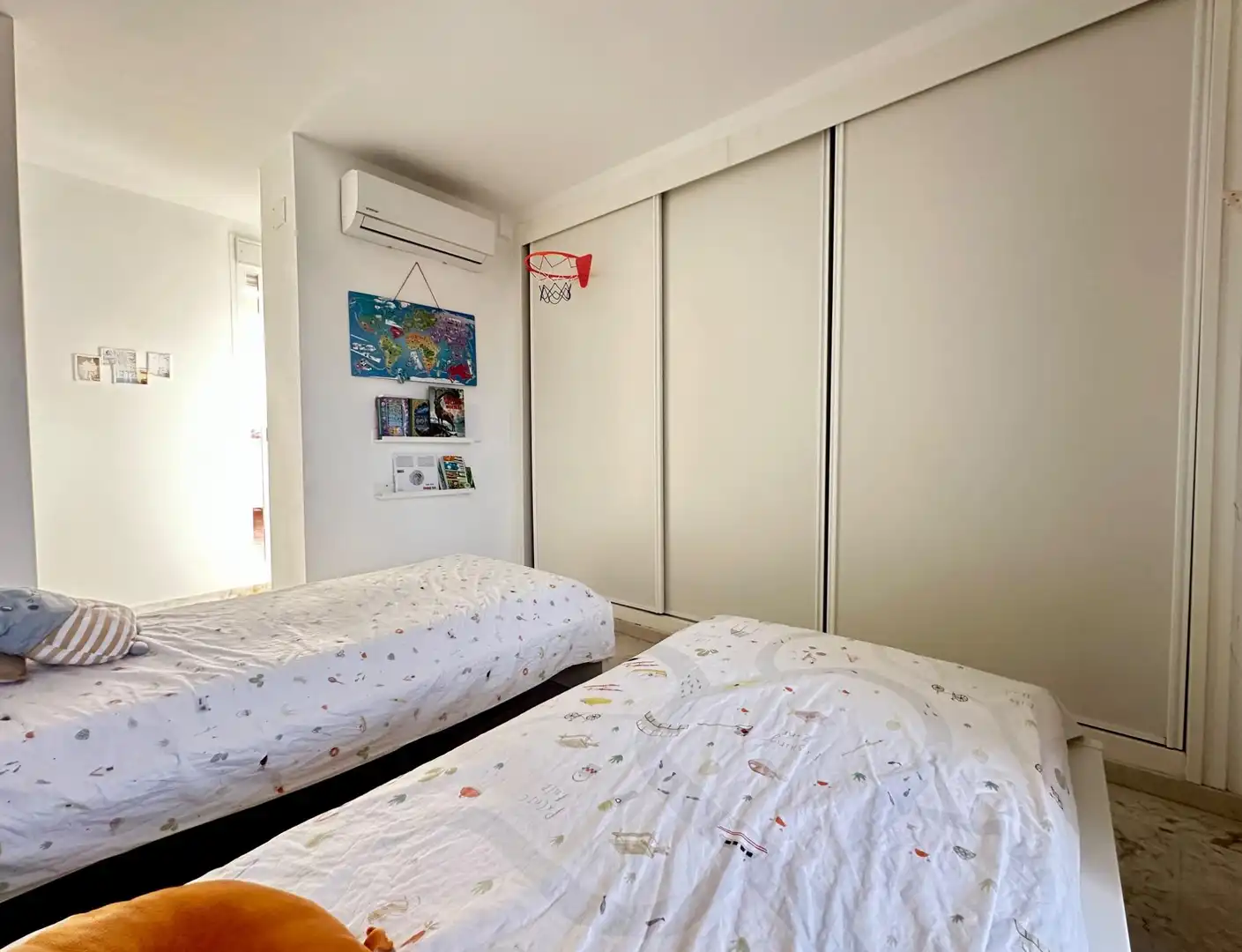 Dormitori de Àtic en venda en Marbella amb Aire condicionat, Jardí privat i Terrassa
