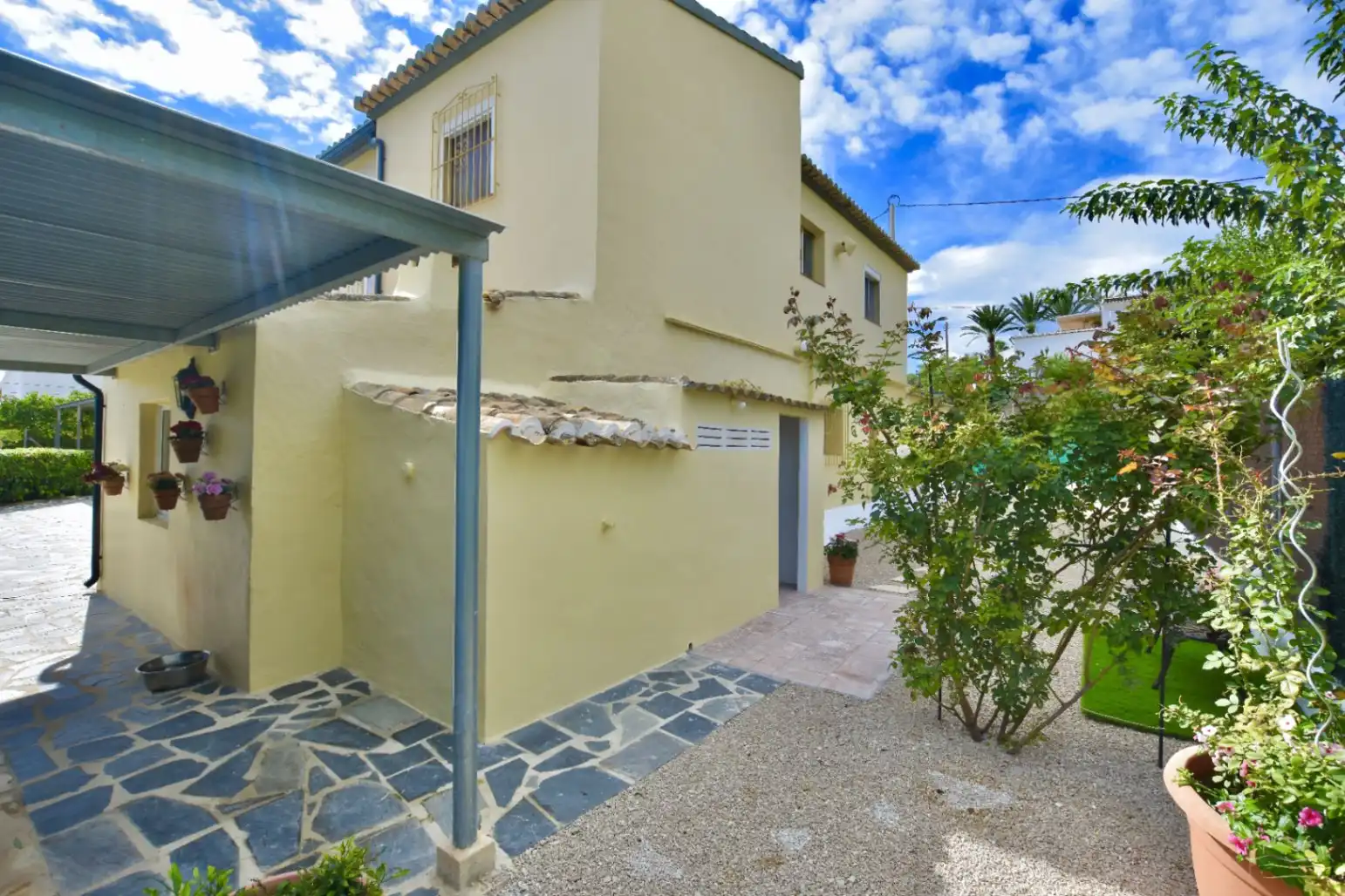 Exterior view of Houses for sale in Jávea / Xàbia  with Air Conditioner, Heating and Private garden