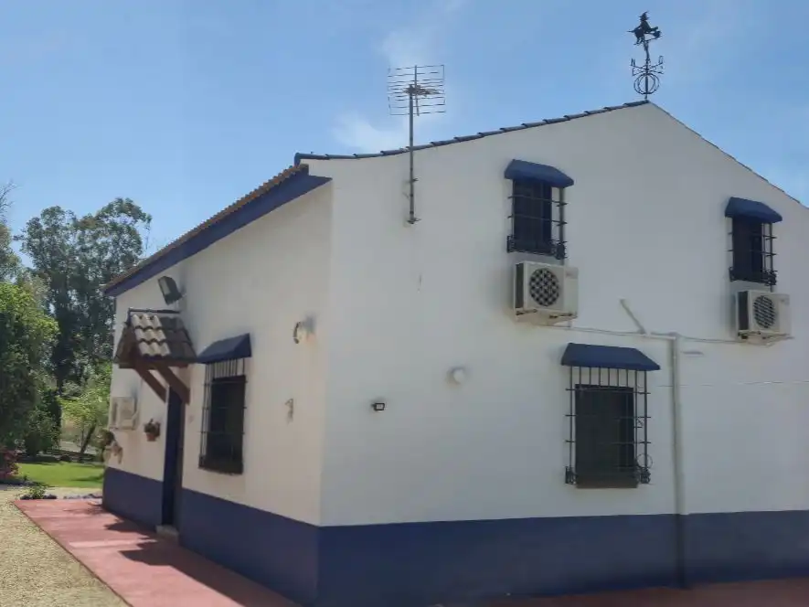 Casa rústica con jardín en venta en Diseminado Poligono 32 37, imagen 4