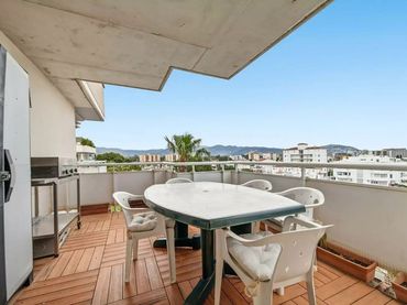 Mini appartamento con ascensore in vendita a Avenida PORT CANIGÓ 15