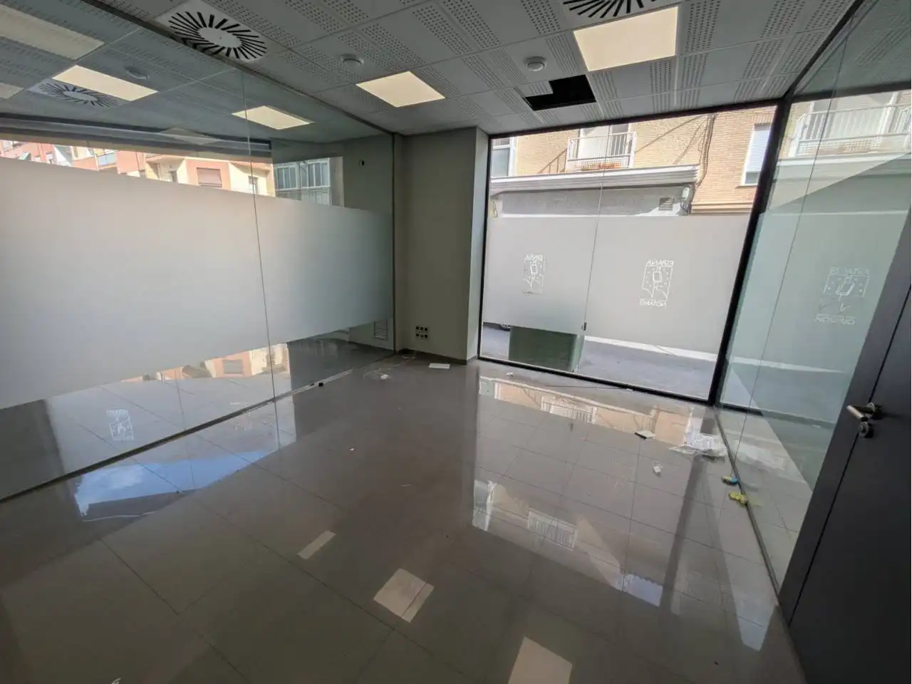 Local commercial à louer à Avenida Madrid, imagen 5