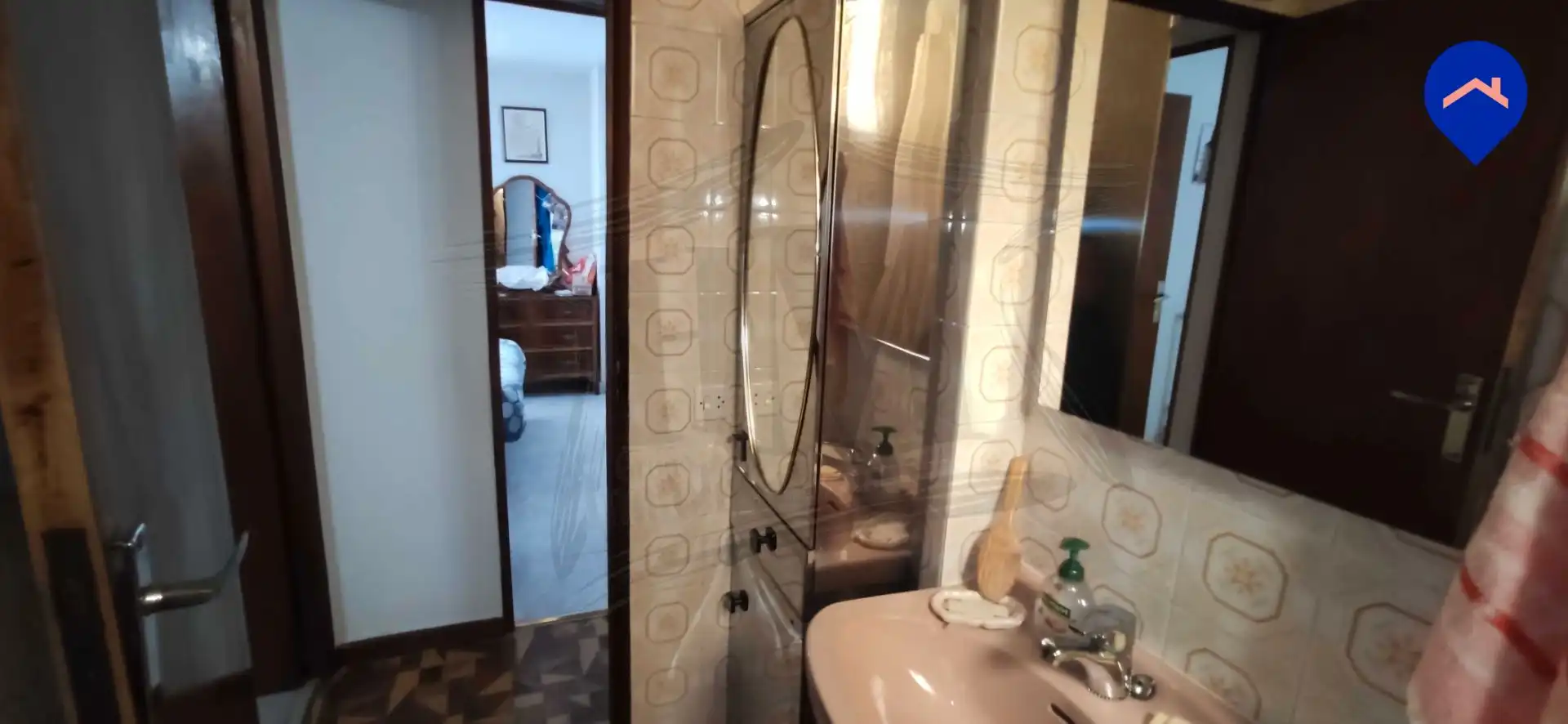 Bathroom of Flat for sale in Madrid  with Air Conditioner, Heating and Furnished