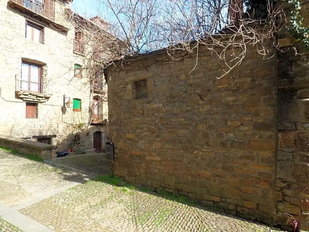 Houses for sale in C. Sta. Cruz, 27-25, Aínsa-Sobrarbe