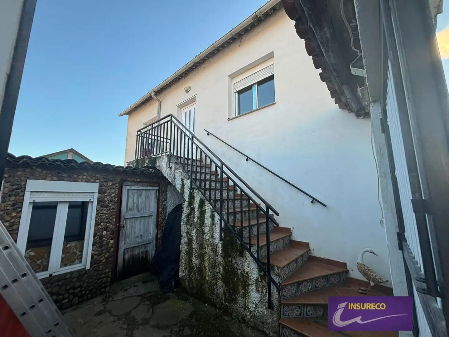 Vista exterior de Casa o chalet en venta en Sariegos con Calefacción, Jardín privado y Terraza