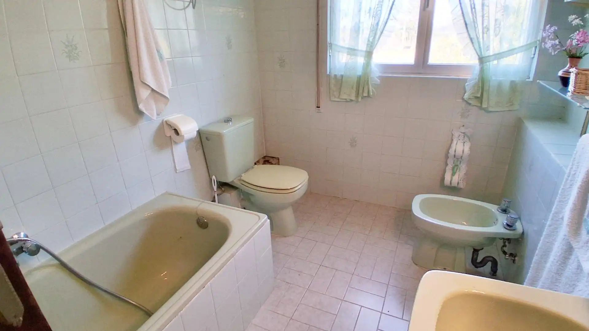 Baño de Finca rústica en venta en Almenara de Tormes