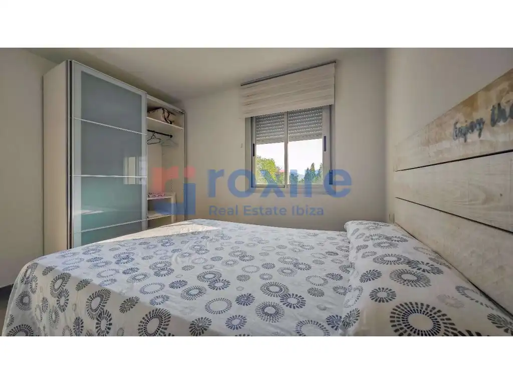 Schlafzimmer von Wohnung zur Miete in Sant Josep de sa Talaia mit Klimaanlage, Heizung und Terrasse