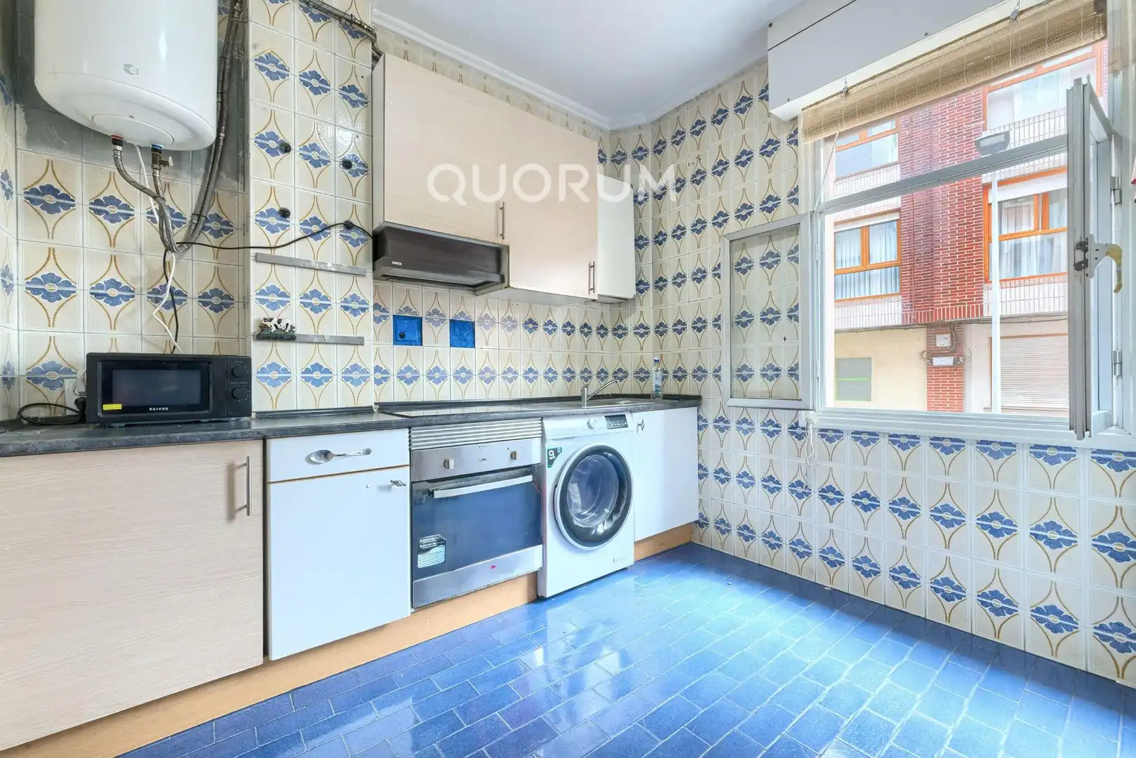 Cocina de Piso en venta en Basauri  con Calefacción y Amueblado