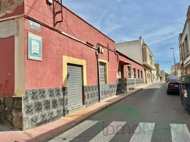 Vista exterior de Edifici en venda en Cartagena