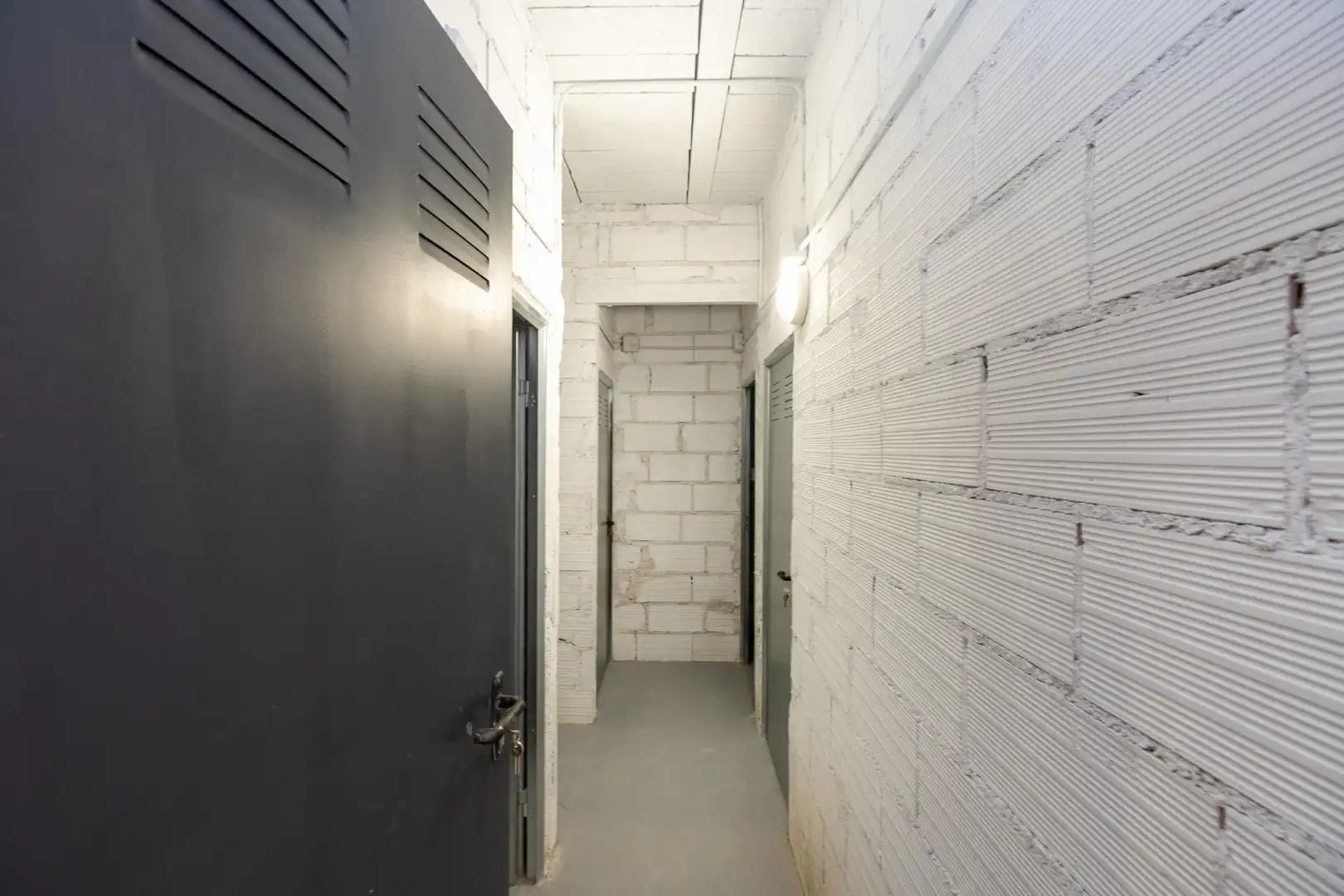 Storage room for sale in Granada