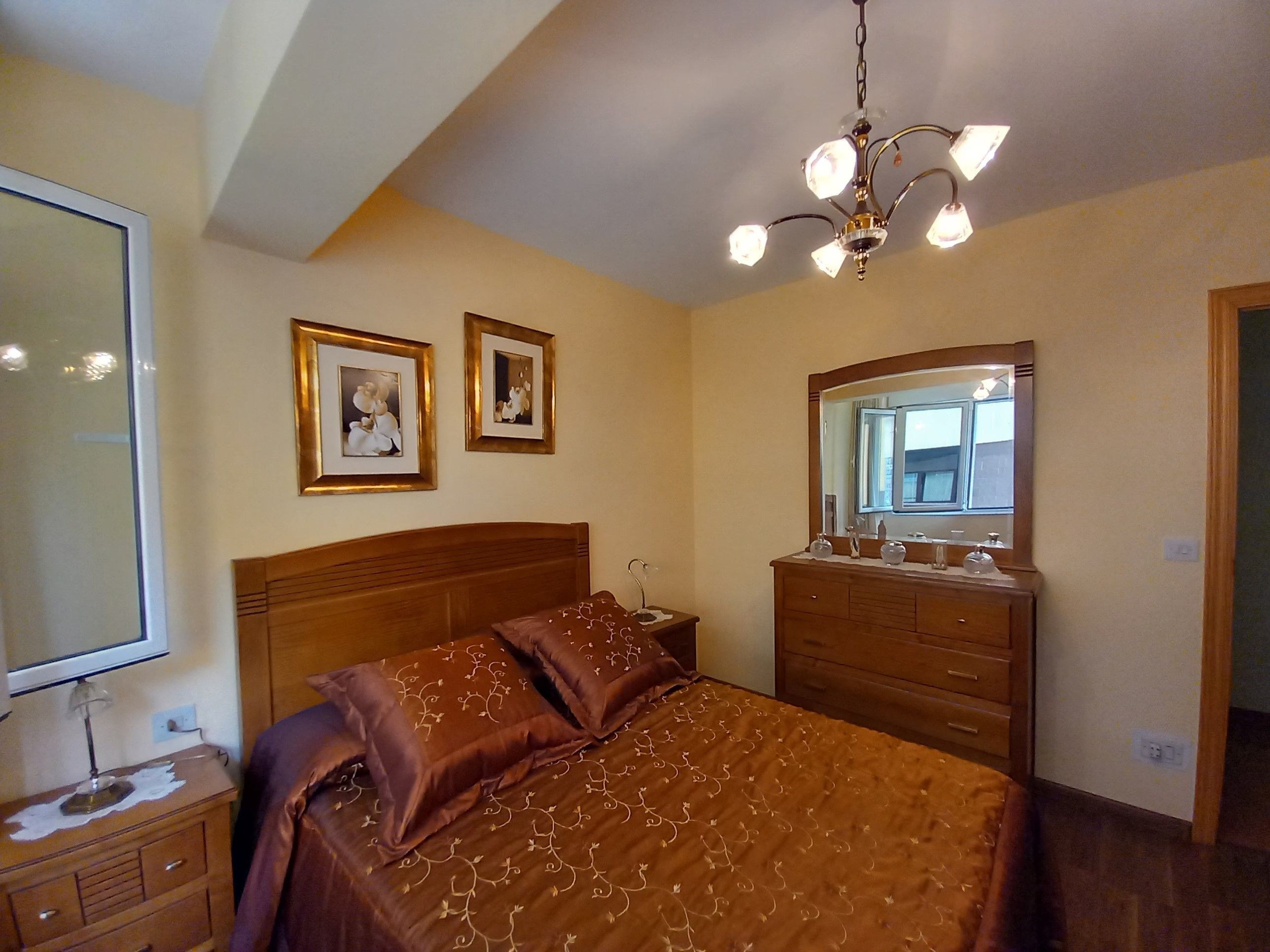 Bedroom of Flat for sale in Ribeira  with Parquet flooring, Furnished and Oven