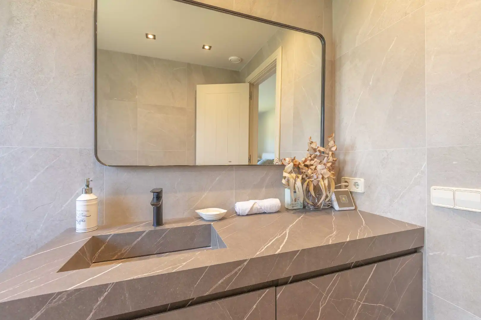Bathroom of Houses for sale in Sant Vicenç de Montalt  with Air Conditioner, Heating and Private garden