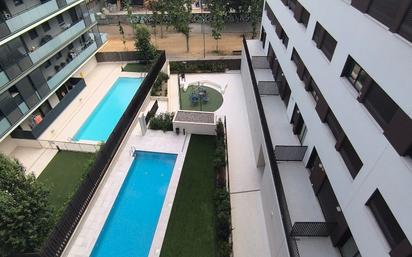 Piscina de Pis de lloguer en L'Hospitalet de Llobregat amb Aire condicionat, Calefacció i Parquet