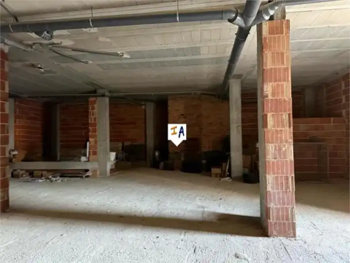 Local comercial en venda a Torredelcampo, imagen 4