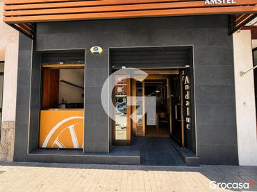 Local comercial en venta en AV HISPANIDAD