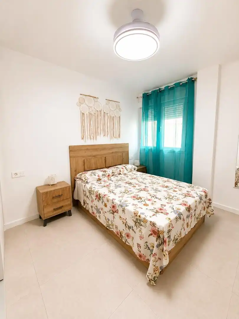 Flat with lift to rent in La Caleta - La Guardia, imagen 10