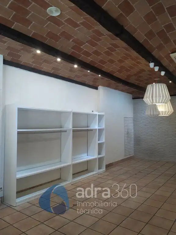 Local comercial de lloguer a Gonzalo de Berceo, imagen 9