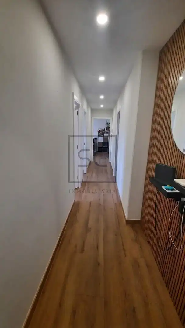 Wohnung zum Verkauf in Narón mit Heizung, Abstellraum und Möbliert