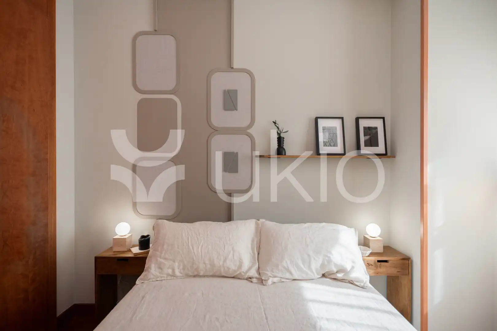 Dormitori de Apartament de lloguer en Madrid amb Aire condicionat, Calefacció i Moblat