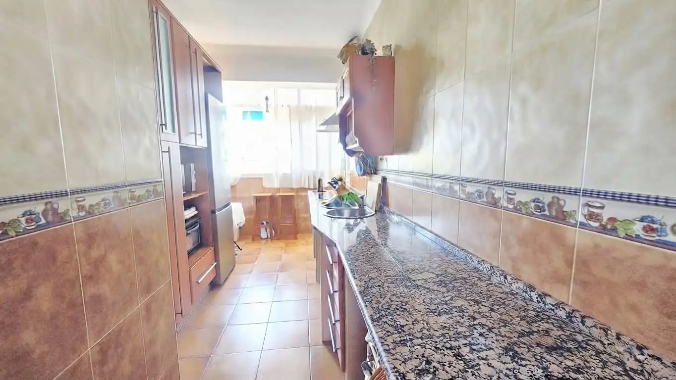 Cuina de Pis en venda en Málaga amb Aire condicionat, Terrassa i Moblat