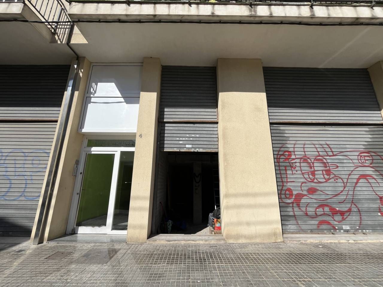 Local de lloguer en Cornellà de Llobregat