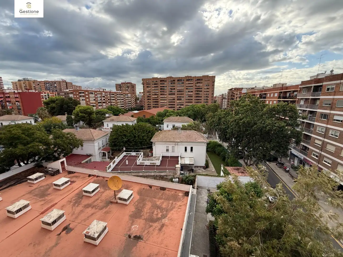 Piso en venta en Calle POETA MAS I ROS, 53, Cortes - Huertas