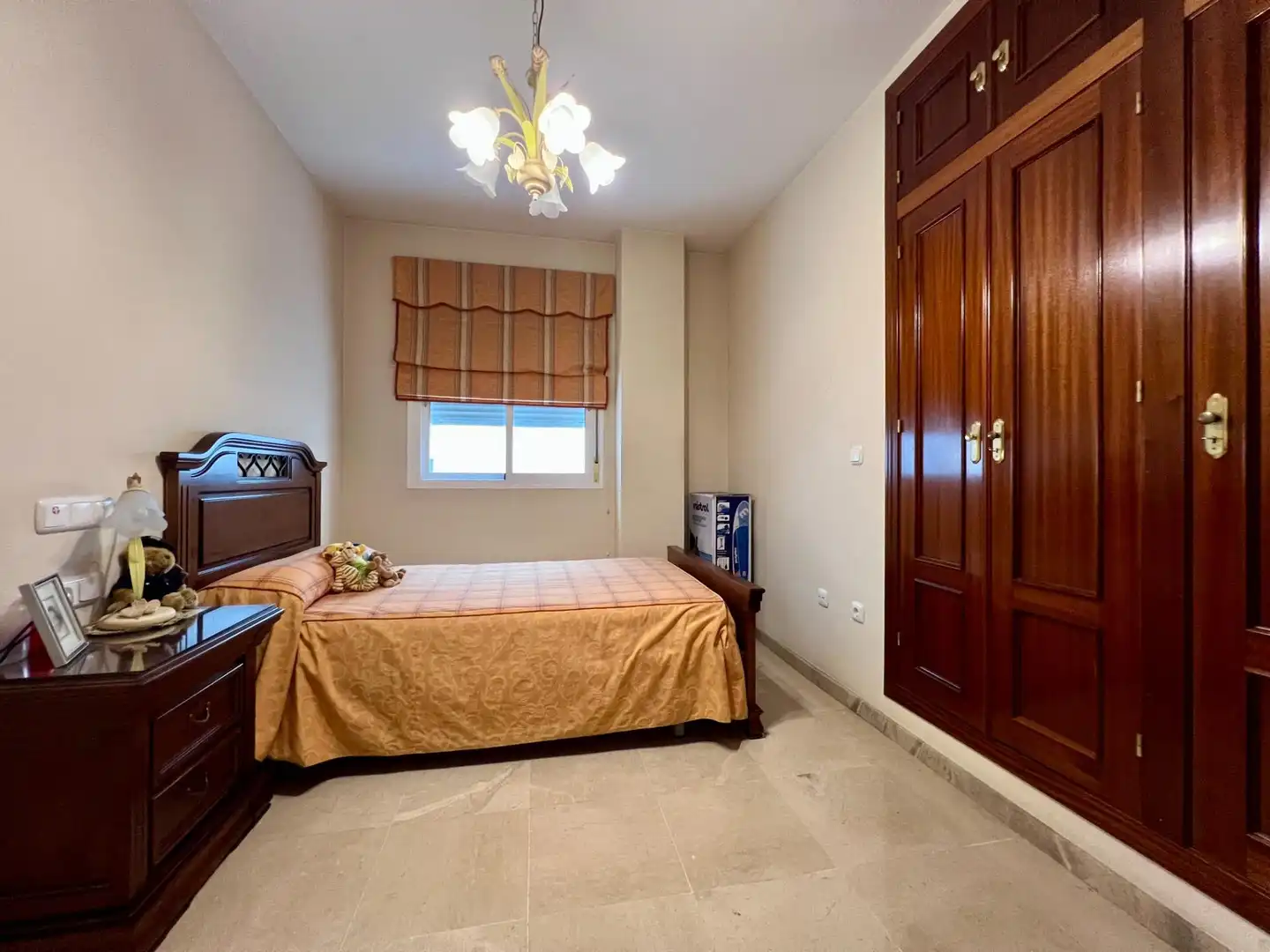 Bedroom of Flat for sale in Córdoba  with Air Conditioner, Terrace and Balcony
