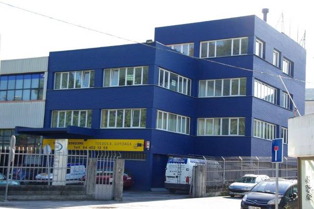 Nave industrial en Venta en Torrelaragoiti en Zamudio