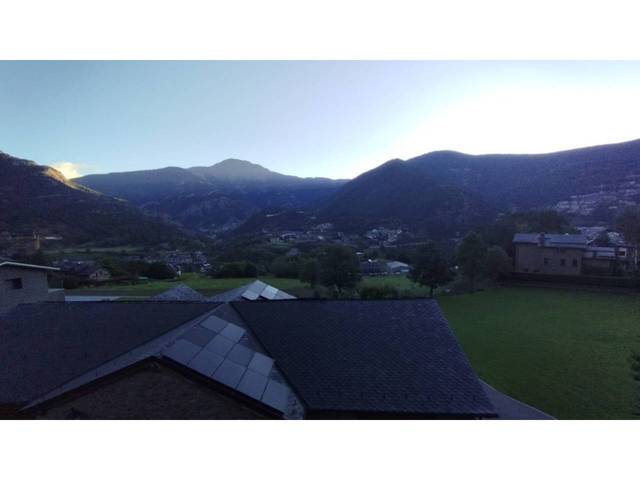 Casa adosada en Venta en Sispony