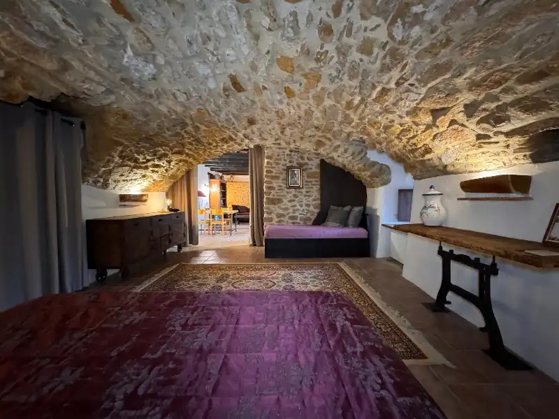 Finca rústica en venta en Ullastret con Aire acondicionado, Calefacción y Jardín privado