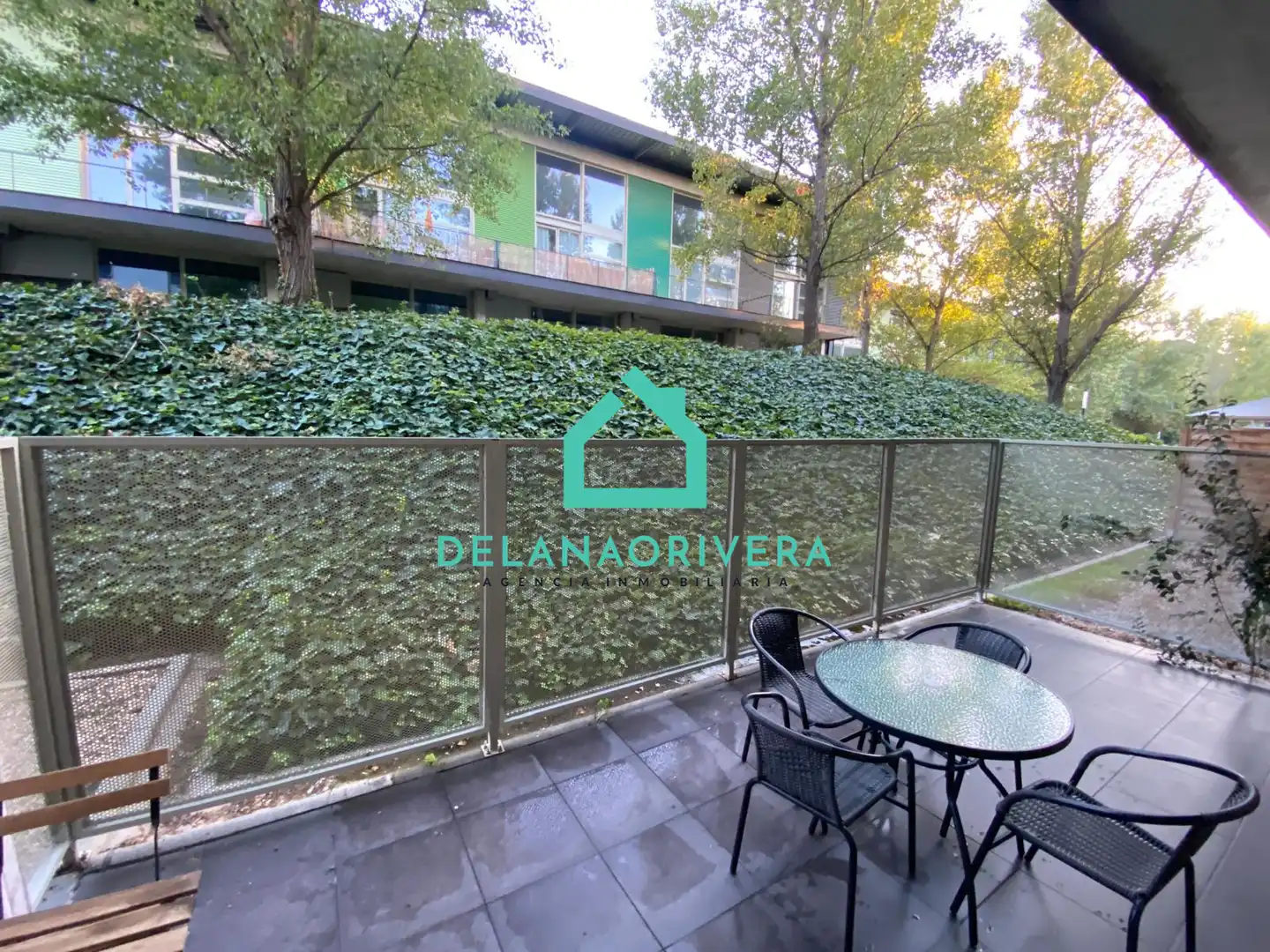 Vista exterior de Loft de lloguer en Camarma de Esteruelas amb Aire condicionat, Calefacció i Terrassa