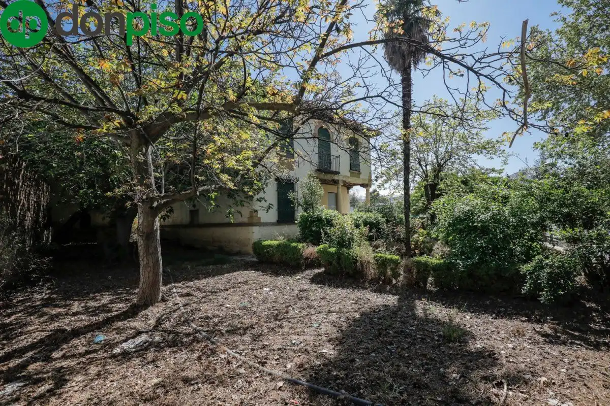 Casa o xalet en venda a Carretera MOTRIL, Carretera de Granada - La Alcazaba