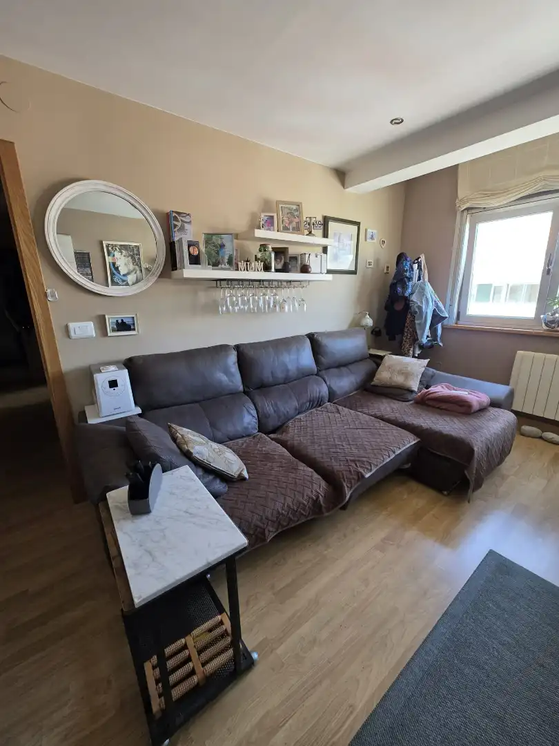 Sala d'estar de Pis en venda en Ferrol amb Calefacció i Moblat