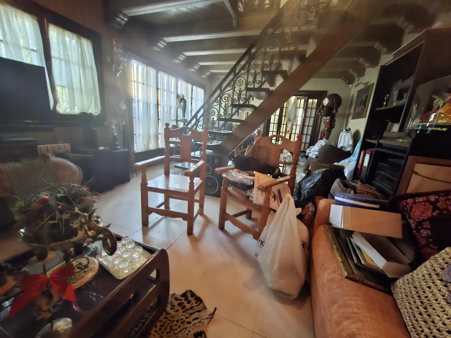 Sala d'estar de Casa o xalet en venda en Espartinas amb Aire condicionat, Calefacció i Jardí privat