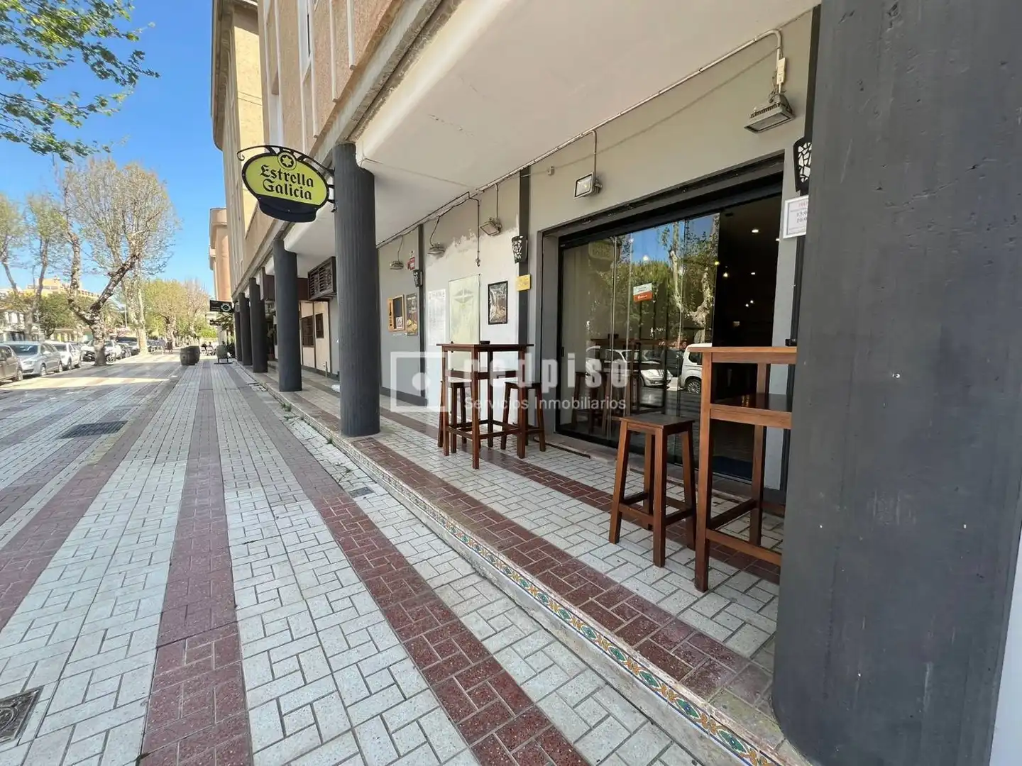Vista exterior de Local de lloguer en Torremolinos amb Aire condicionat