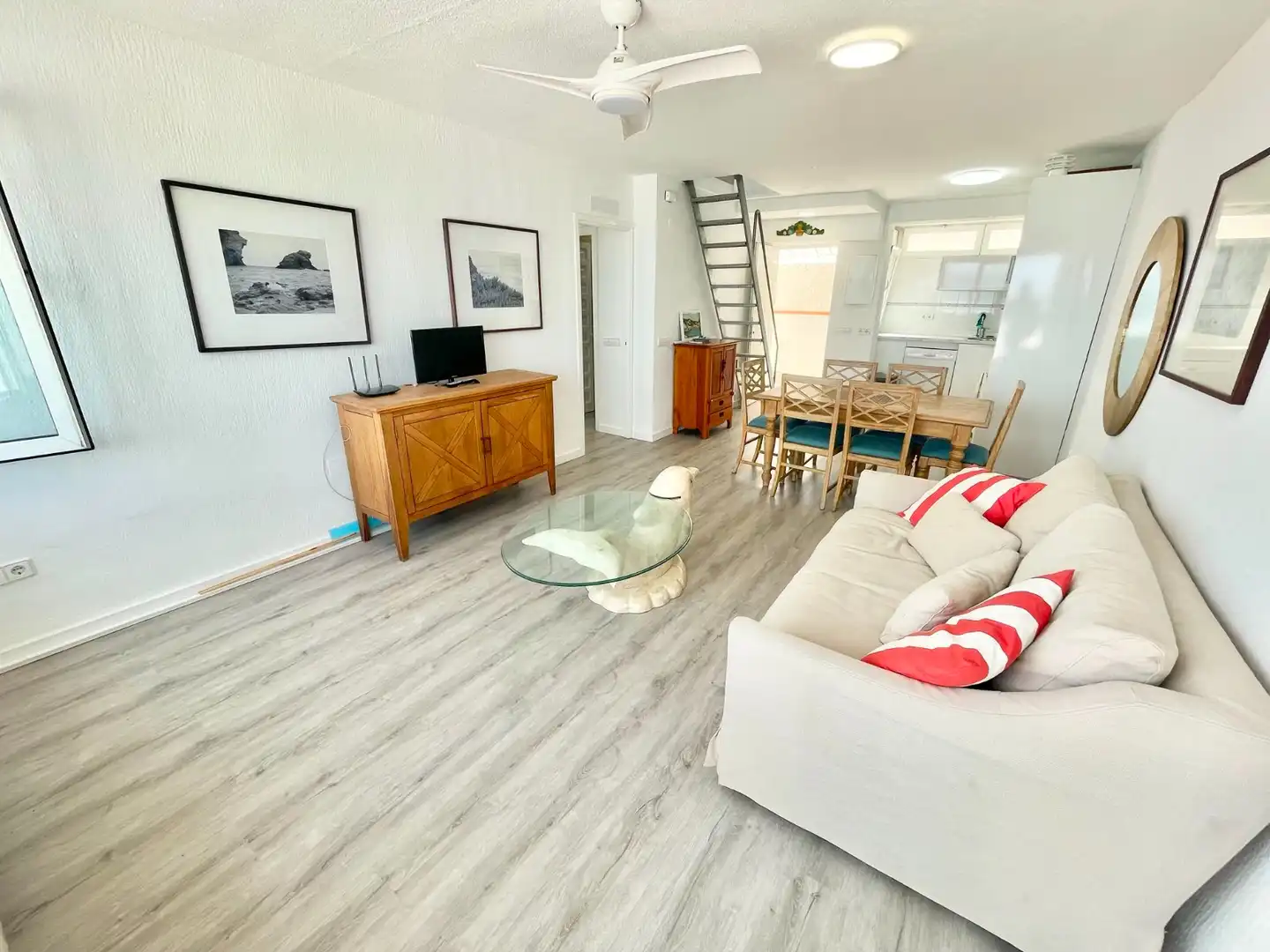 Living room of Apartments for rent in Cartagena  with Air Conditioner, Terrace and Furnished