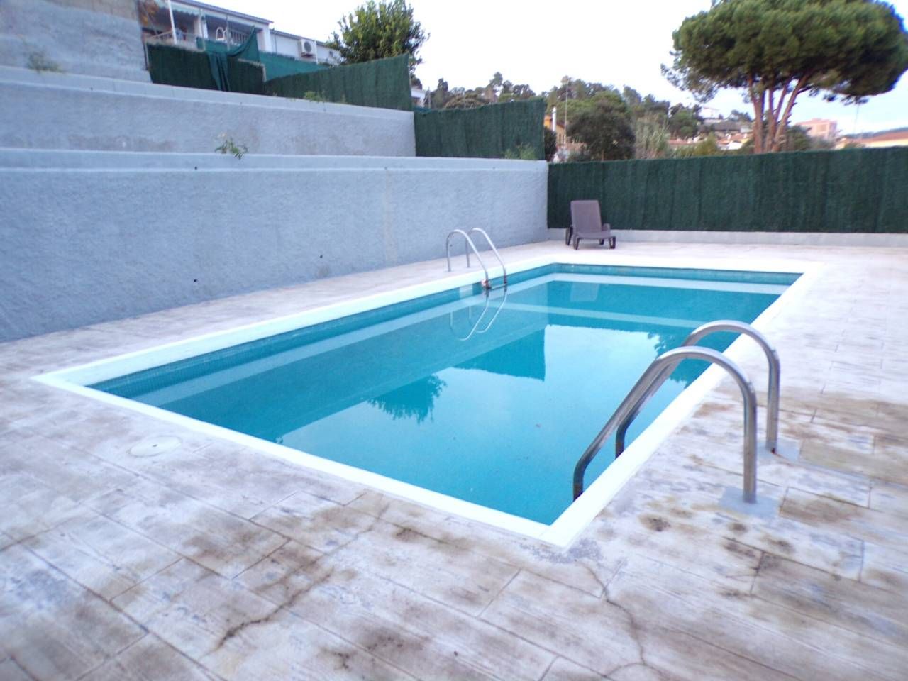 Swimming pool of House or chalet for sale in Tordera  with Air Conditioner, Private garden and Terrace