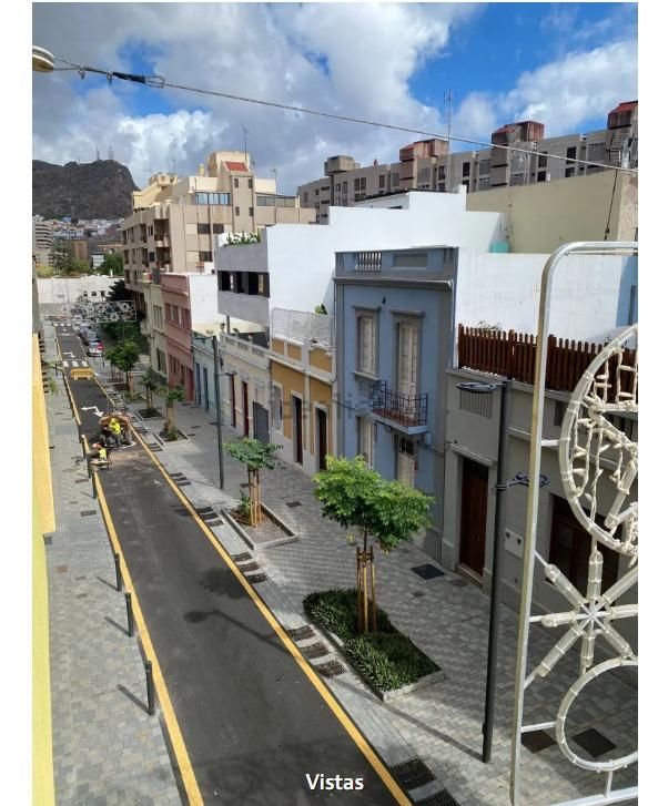 Exterior view of Flat for sale in  Santa Cruz de Tenerife Capital  with Balcony