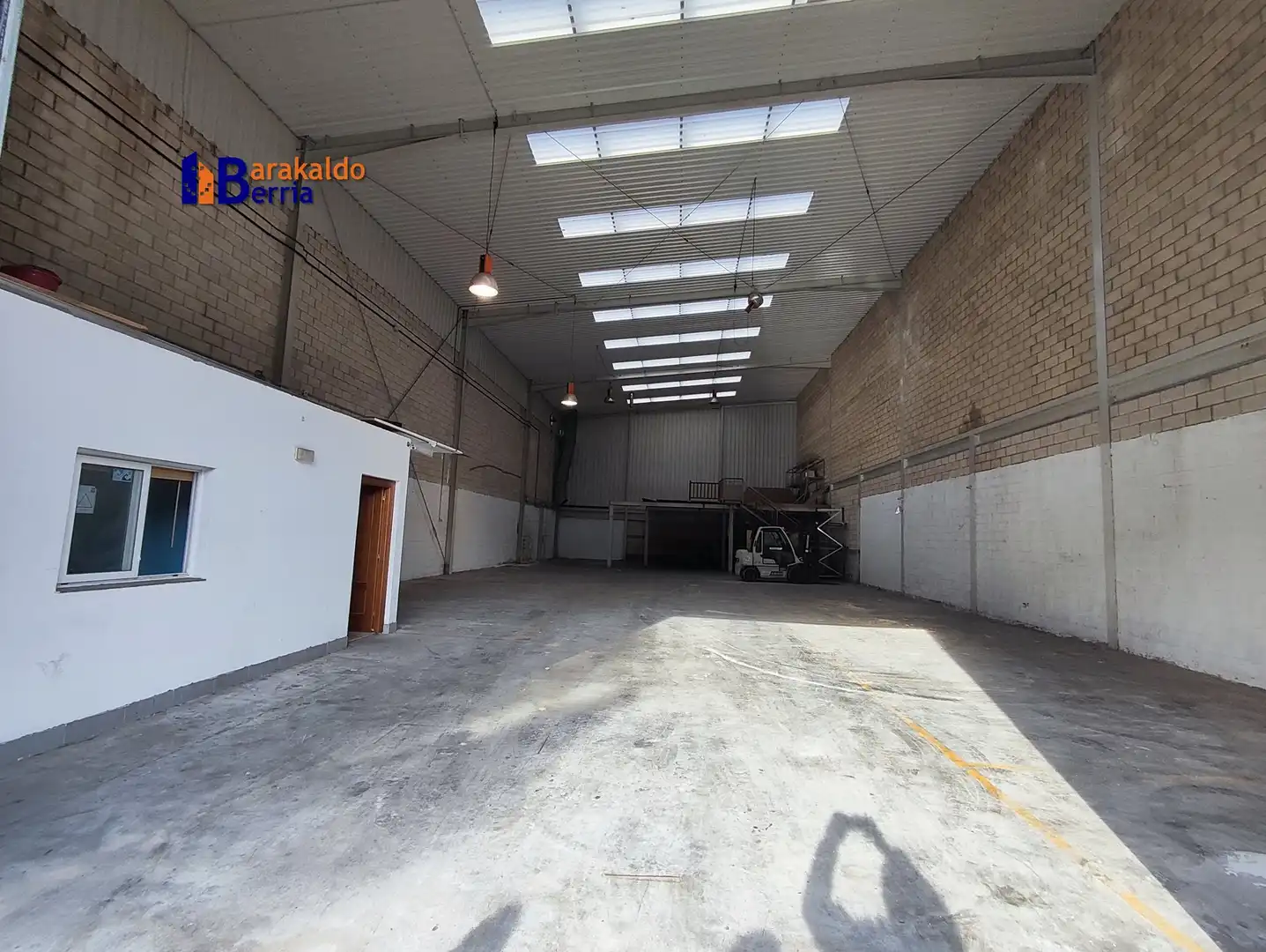 Nave industrielle à louer à Polígono Industrial de Santelices Poligonoa, imagen 2